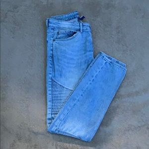 H&M division skinny jeans